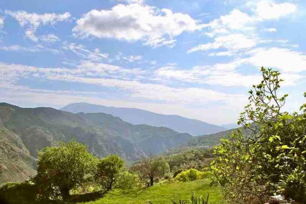 Vila Casa Carmela, Rural House With Spectacular Views, In An Exquisite Area Atalbeitar Exteriér fotografie